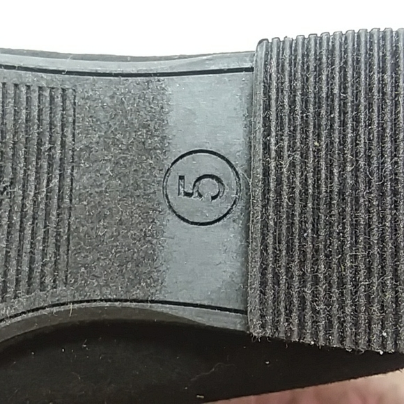 Cat & Jack Cat Face Shoes - Picture 5 of 5